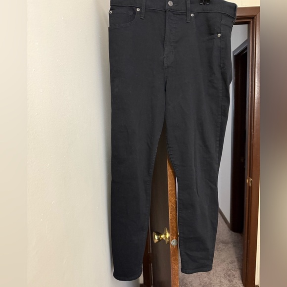 Gap - Absolute Black High Rise True Skinny Women’s Jeans - Picture 3 of 5